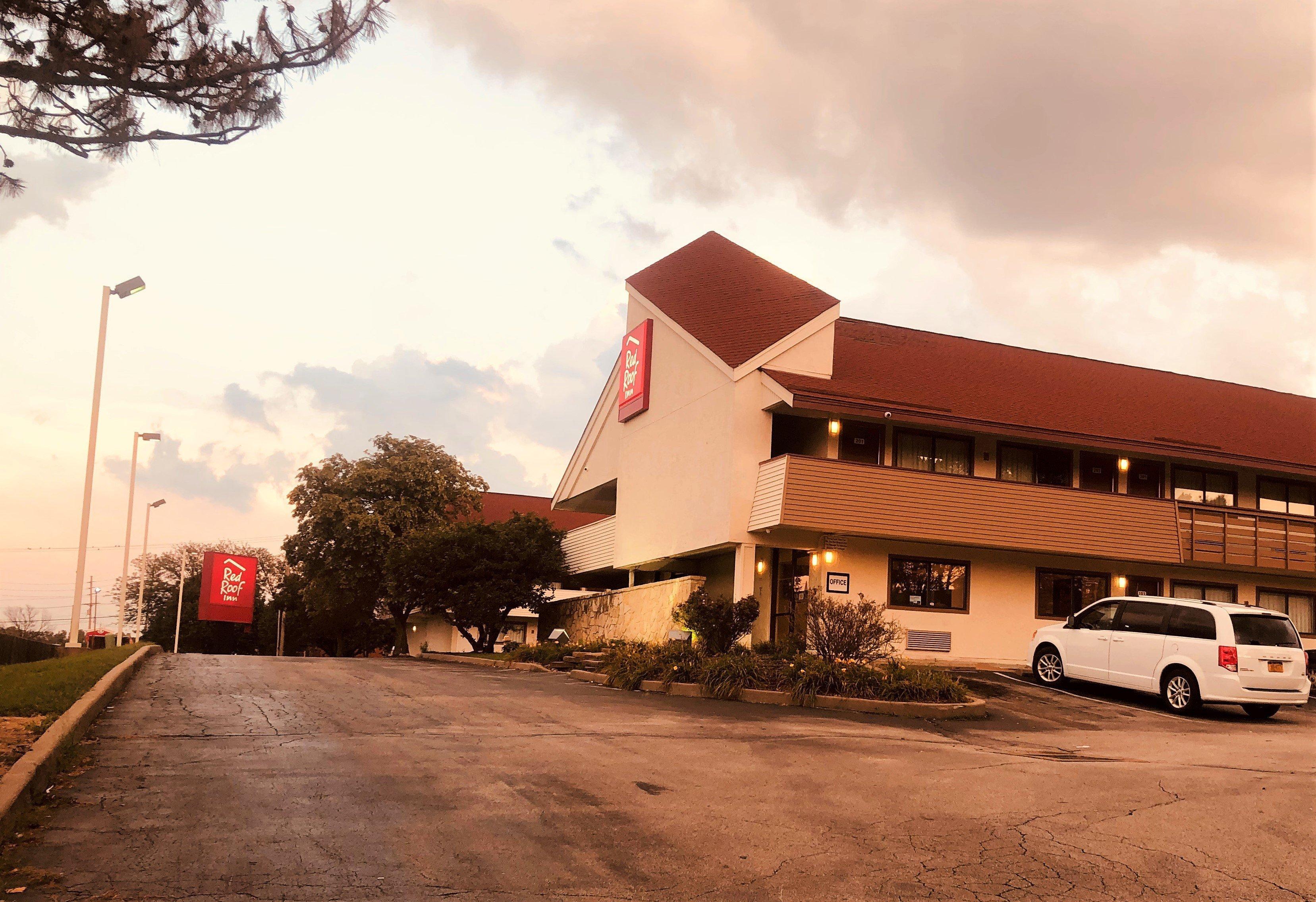 Red Roof Inn Bridgeton Exterior photo